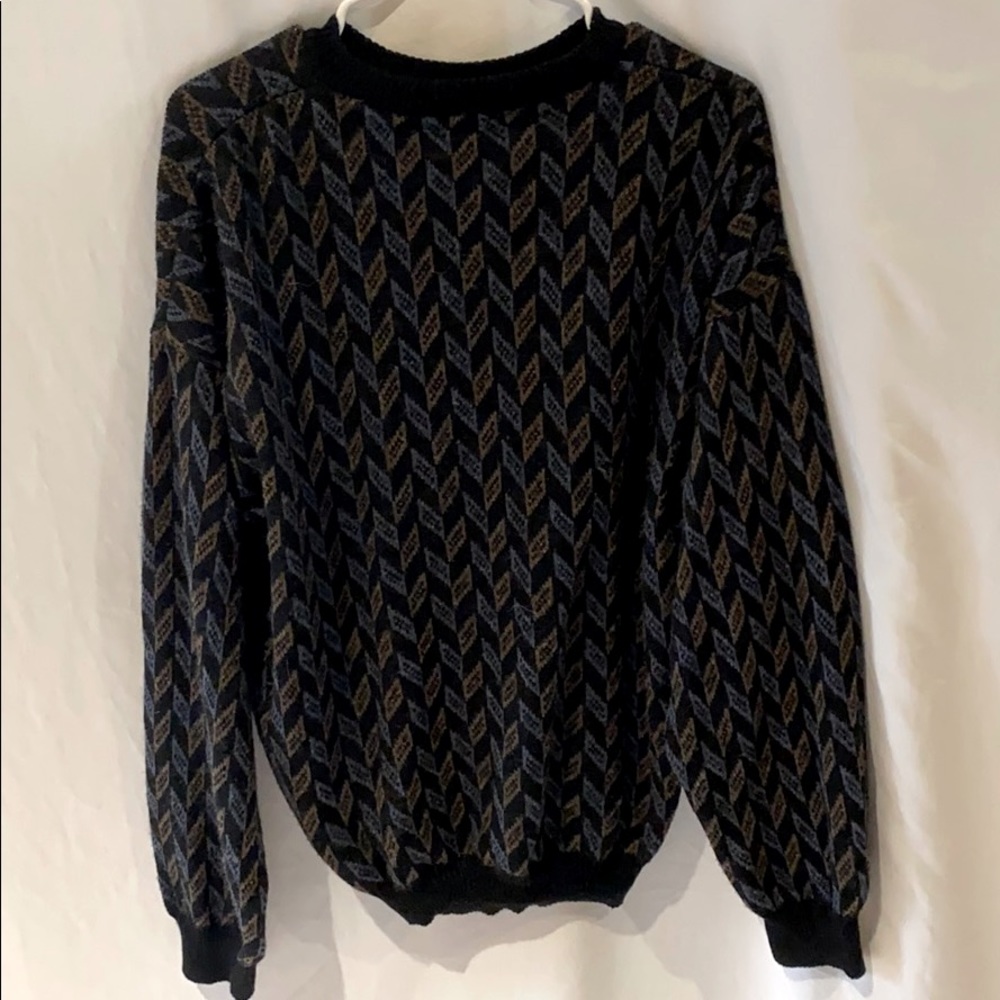 Vintage Patterned Sweatshirt/Sweater